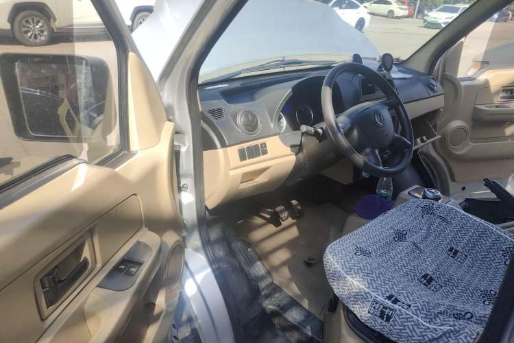 Used Dongfeng Xiaokang EC36 2017 Base Model Driver Seat