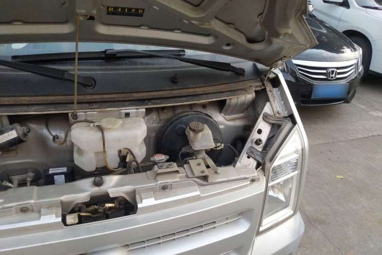 Used Dongfeng Xiaokang EC36 2017 Base Model Engine Bay Left