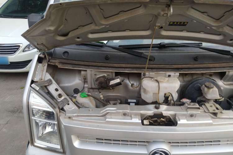 Used Dongfeng Xiaokang EC36 2017 Base Model Engine Bay Right