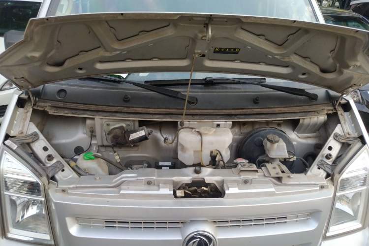 Used Dongfeng Xiaokang EC36 2017 Base Model Engine Bay