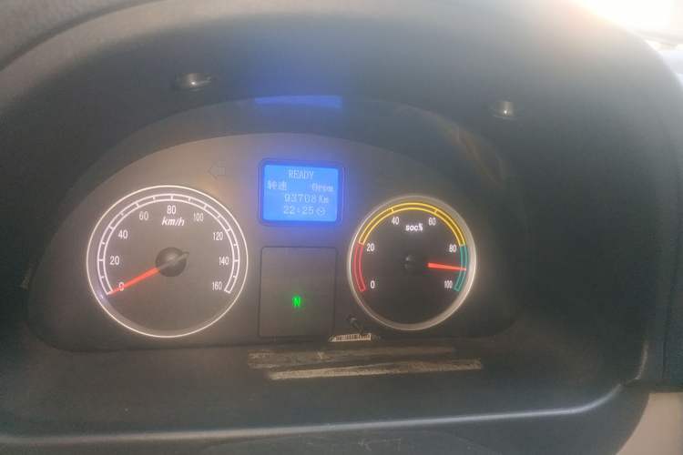 Used Dongfeng Xiaokang EC36 2017 Base Model Odometer Close Up