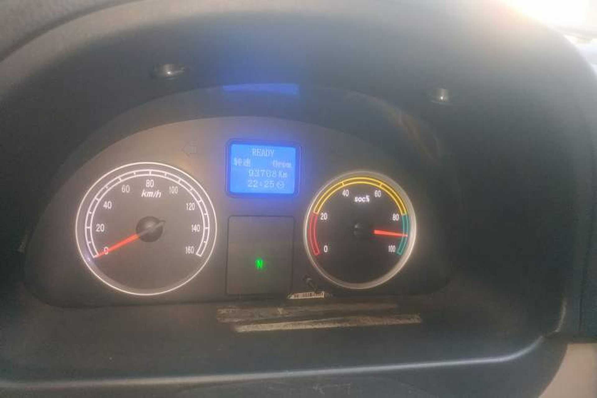 Used Dongfeng Xiaokang EC36 2017 Base Model Odometer Close Up