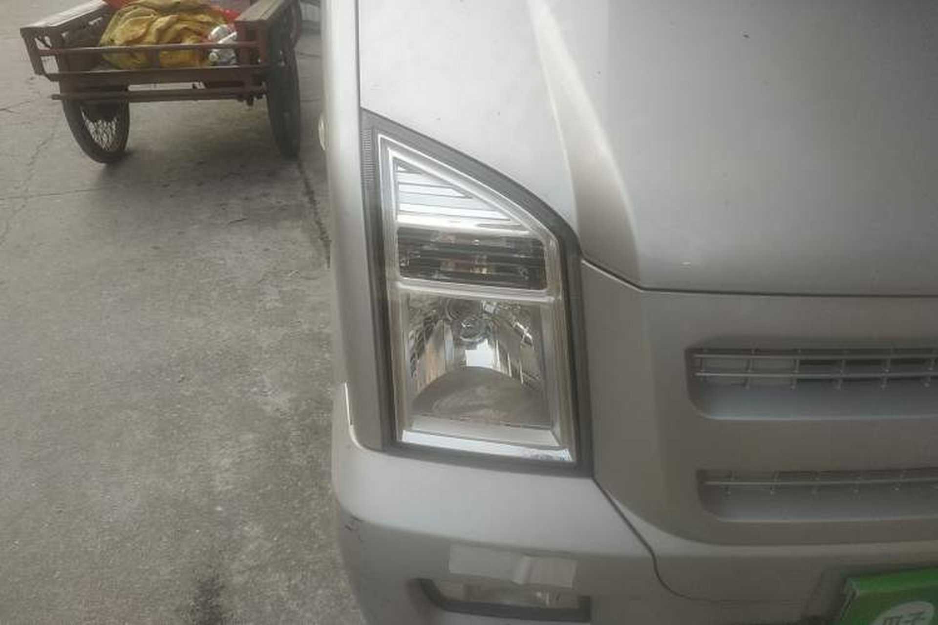Used Dongfeng Xiaokang EC36 2017 Base Model Right Front Headlight