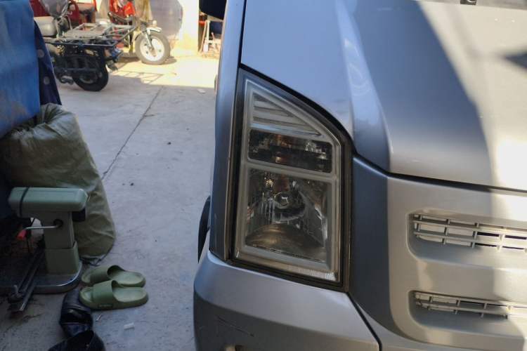 Used Dongfeng Xiaokang EC36 2017 Base Model Right Front Headlight