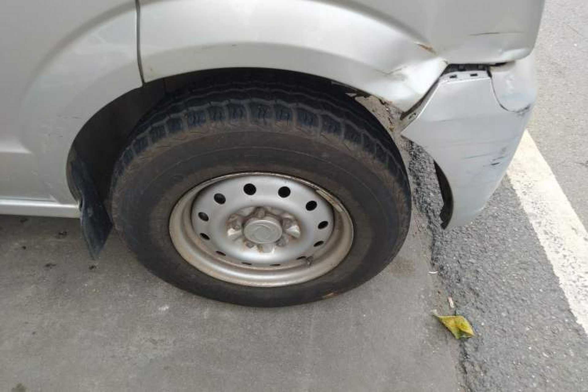 Used Dongfeng Xiaokang EC36 2017 Base Model Right Front Wheel Hub