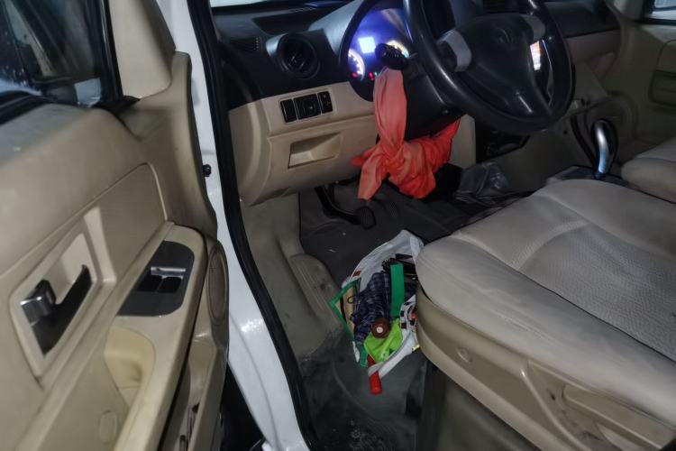 Used Dongfeng Xiaokang EC36 2017 Base Model Driver Seat