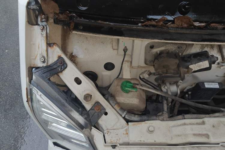 Used Dongfeng Xiaokang EC36 2017 Base Model Engine Bay Right