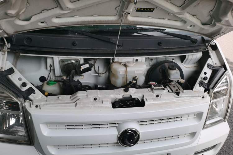 Used Dongfeng Xiaokang EC36 2017 Base Model Engine Bay