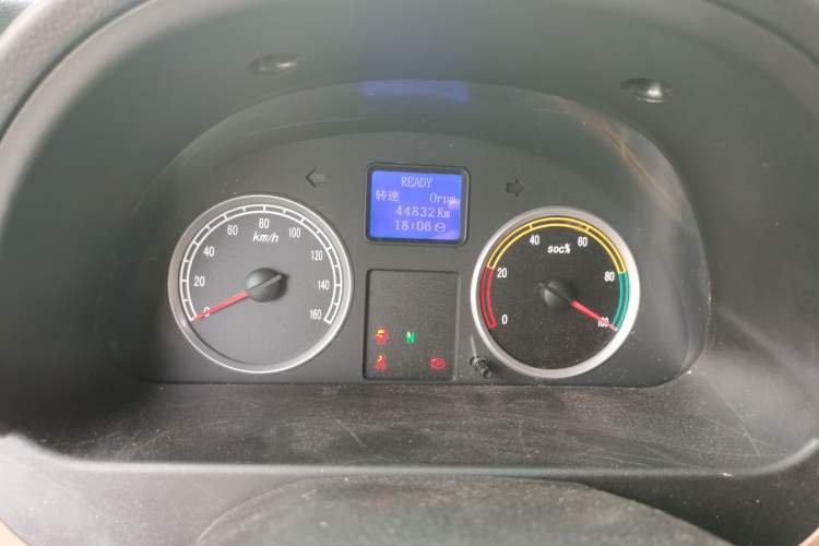 Used Dongfeng Xiaokang EC36 2017 Base Model Odometer Close Up