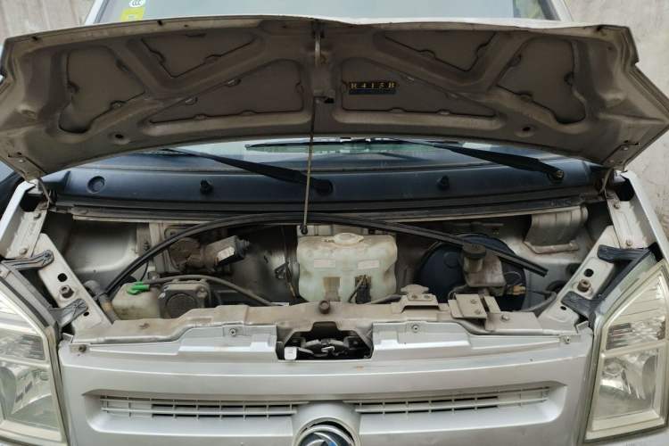 Used Dongfeng Xiaokang EC36 2018 Standard-Model Sandton Battery Engine Bay