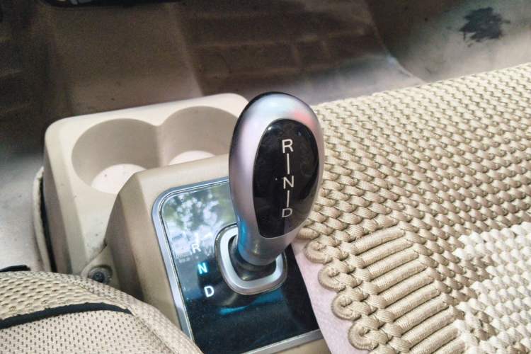 Used Dongfeng Xiaokang EC36 2018 Standard-Model Sandton Battery Gear Lever