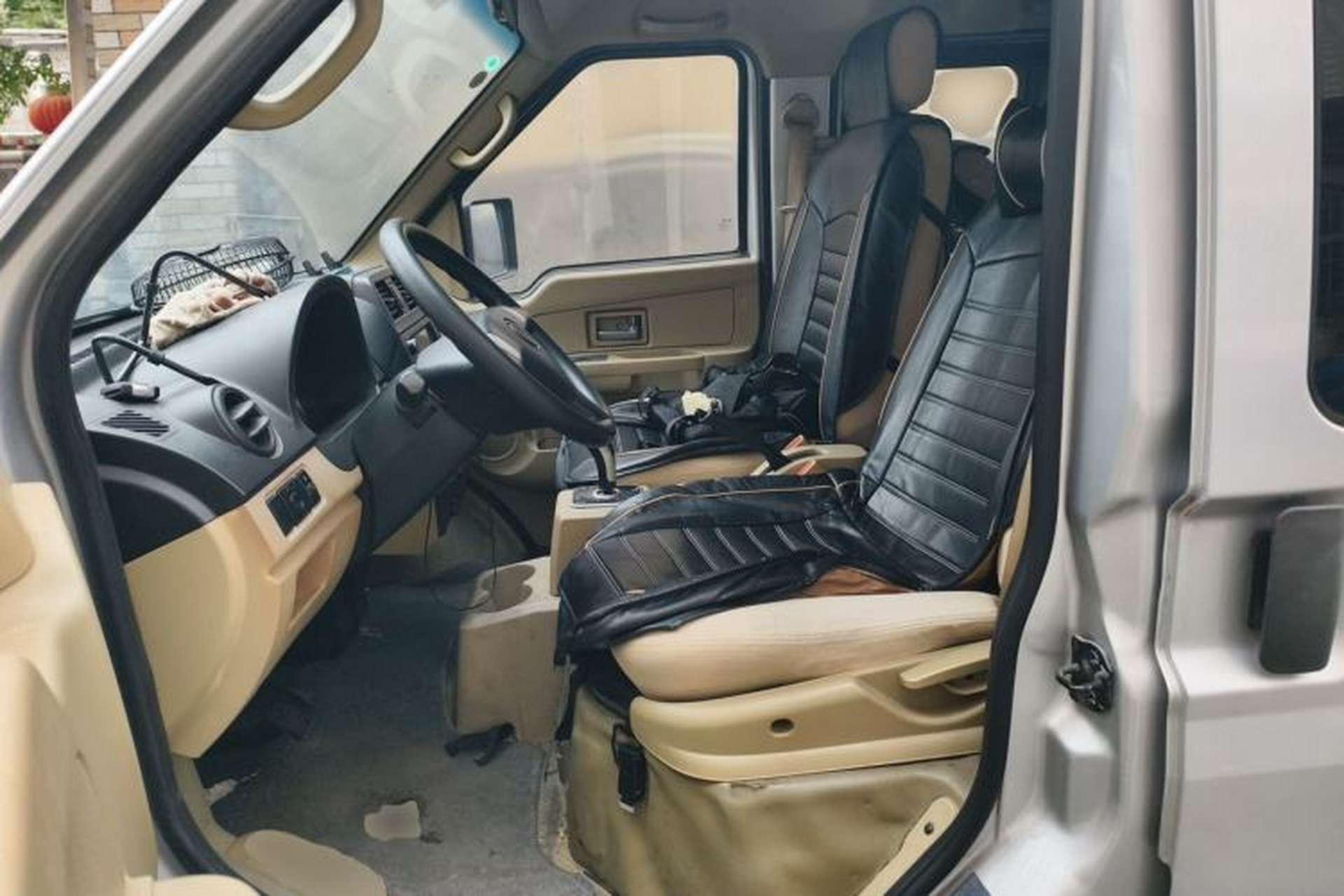 Used Dongfeng Xiaokang EC36 2018 Standard-Model Sandton Battery Left Front Seat