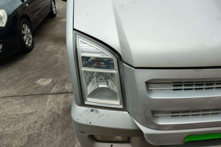Used Dongfeng Xiaokang EC36 2018 Standard-Model Sandton Battery Right Front Headlight