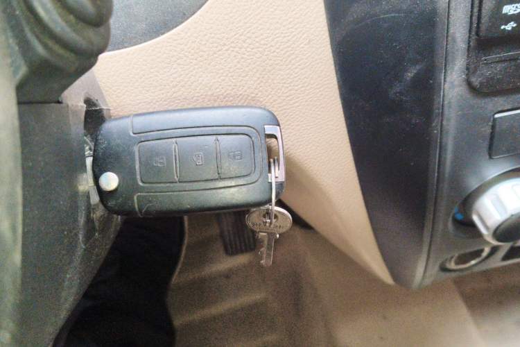 Used Dongfeng Xiaokang EC36 2018 Standard-Model Sandton Battery Vehicle Key