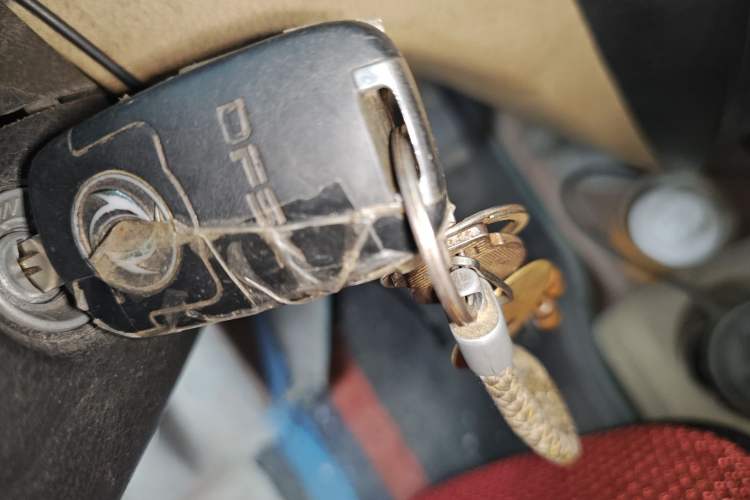 Used Dongfeng Xiaokang EC36 2018 Standard Model Camel Battery Vehicle Key