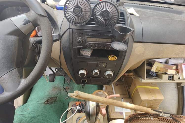 Used Dongfeng Xiaokang EC36 2018 Standard Model Camel Battery Audio And AC Panel