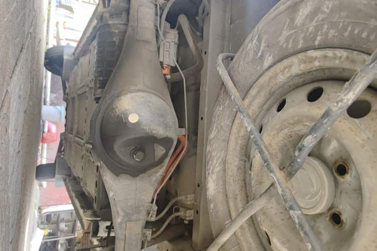Used Dongfeng Xiaokang EC36 2018 Standard Model Camel Battery Chassis Rear