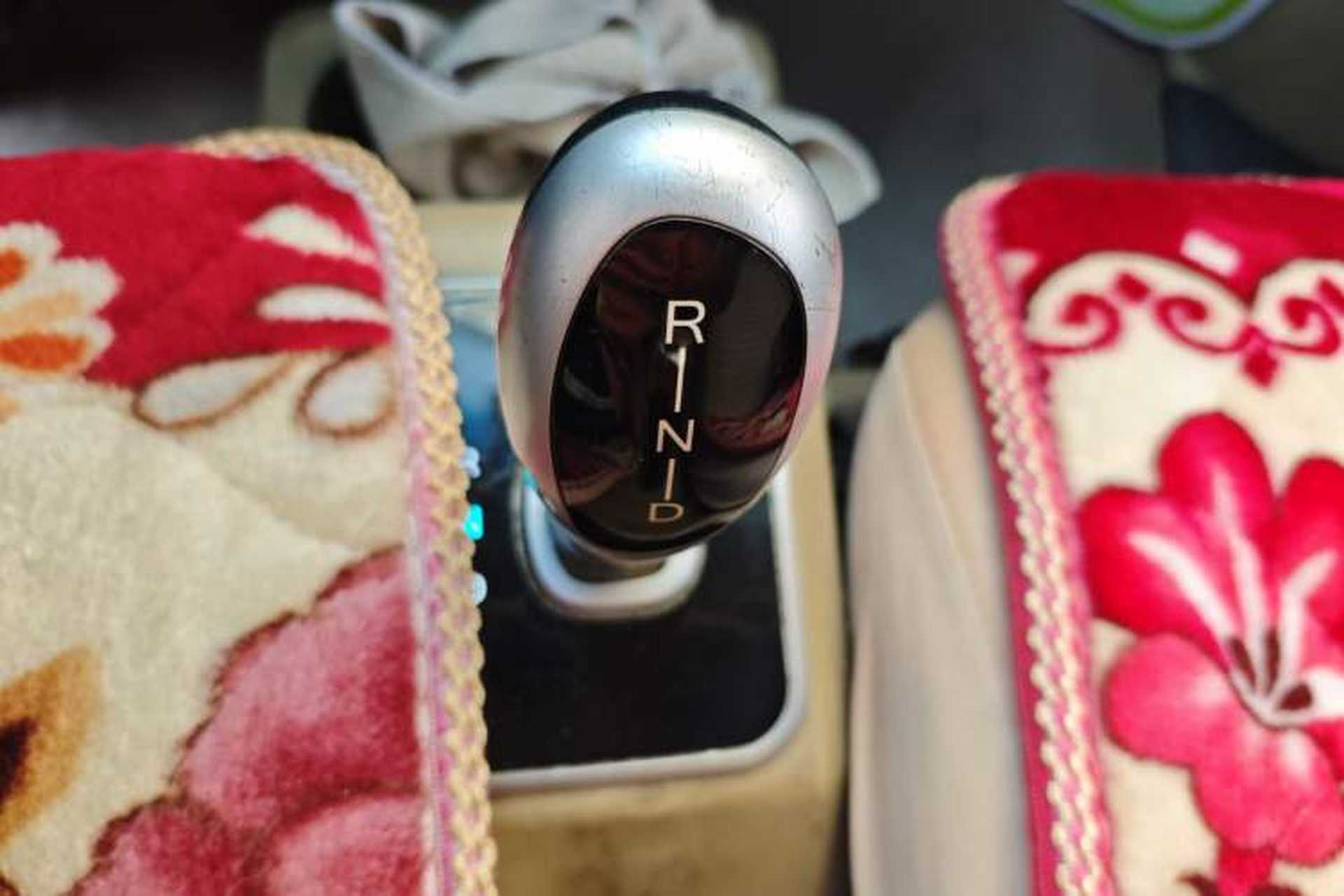 Used Dongfeng Xiaokang EC36 2018 Standard-Model Sandton Battery Gear Lever
