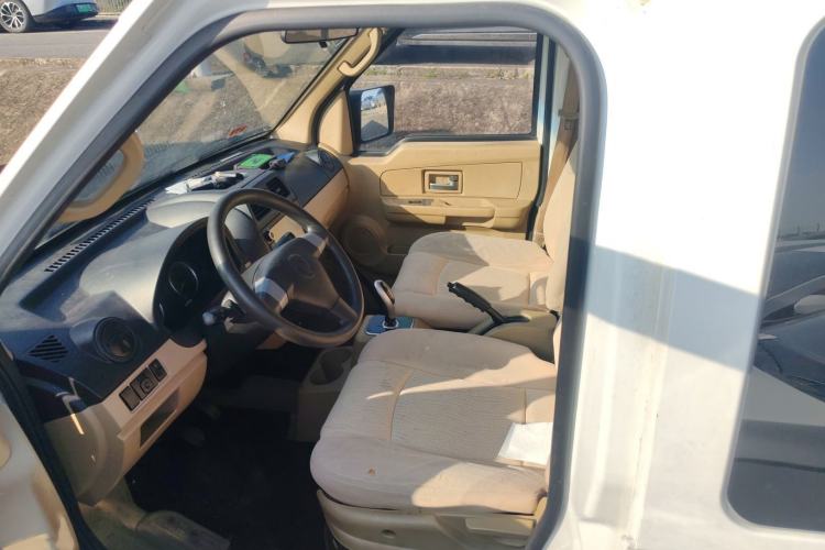 Used Dongfeng Xiaokang EC36 2018 Standard Model Starheng Battery Left Front Seat