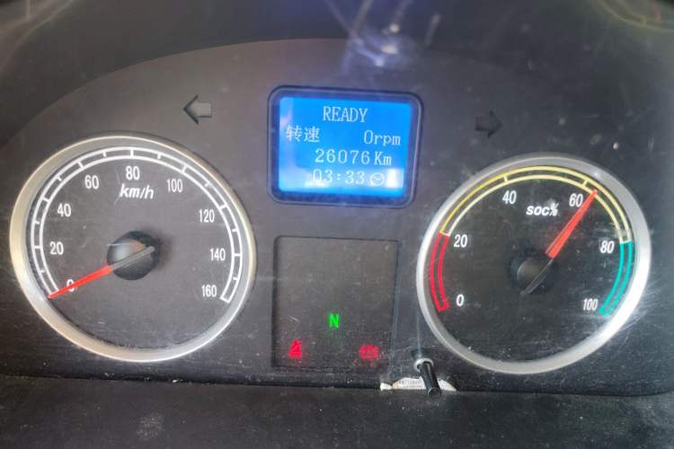 Used Dongfeng Xiaokang EC36 2018 Standard Model Starheng Battery Odometer Close Up