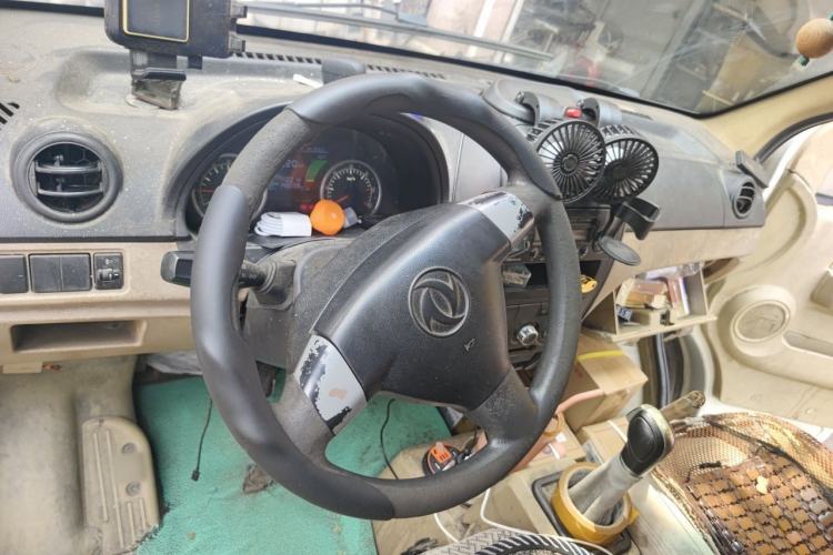 Used Dongfeng Xiaokang EC36 2018 Standard Model Camel Battery Steering Wheel