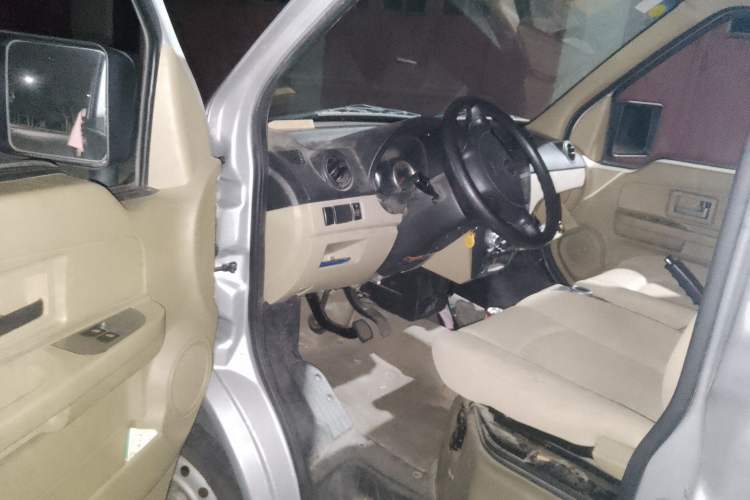 Used Dongfeng Xiaokang EC36 2020 Standard Model CATL Battery Driver Seat
