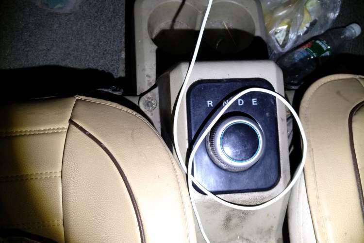 Used Dongfeng Xiaokang EC36 2020 Standard Model CATL Battery Gear Lever