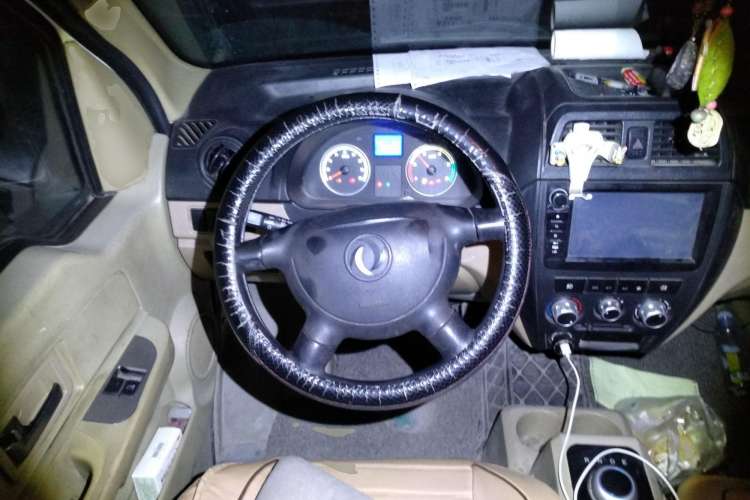Used Dongfeng Xiaokang EC36 2020 Standard Model CATL Battery Steering Wheel