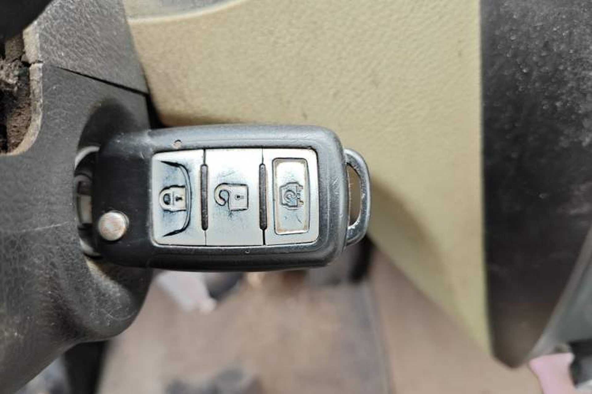 Used Dongfeng Xiaokang EC36 2021 Standard Model Ningde Times Battery Vehicle Key
