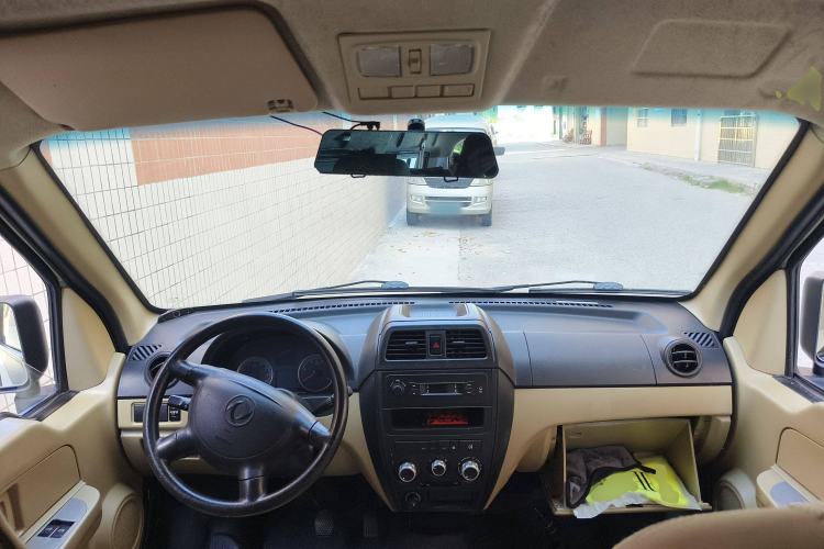 Used Dongfeng Xiaokang EC36 2021 Standard Model Guoxuan Hi-Tech Battery Center Console