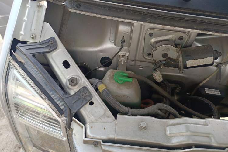 Used Dongfeng Xiaokang EC36 2021 Standard Model Ningde Times Battery Engine Bay Right