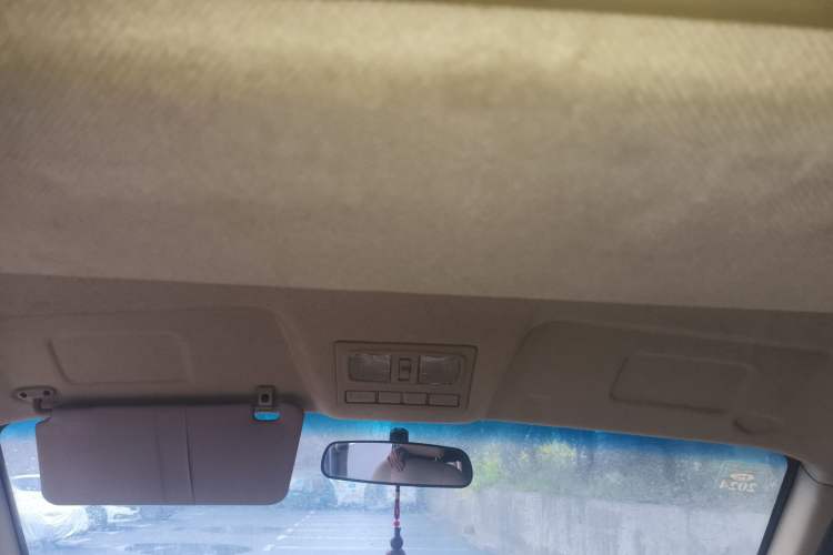 Used Dongfeng Xiaokang EC36 2021 Standard Model Guoxuan Hi-Tech Battery Headliner