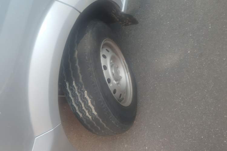 Used Dongfeng Xiaokang EC36 2021 Standard Model Ningde Times Battery Left Front Wheel Hub