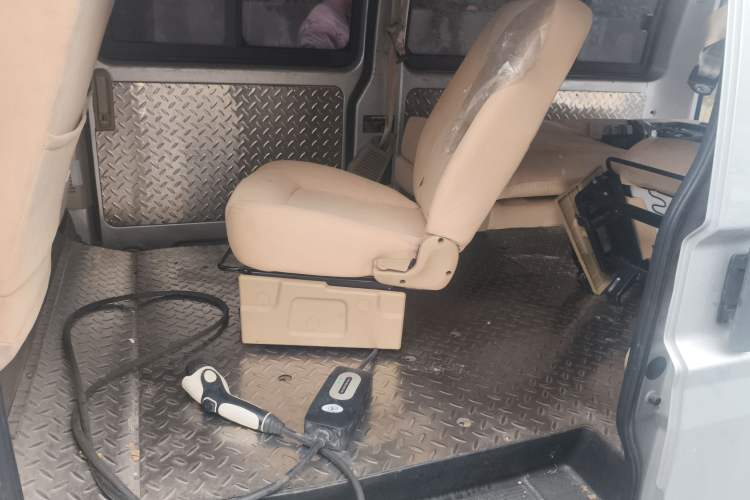 Used Dongfeng Xiaokang EC36 2021 Standard Model Guoxuan Hi-Tech Battery Left Rear Seat