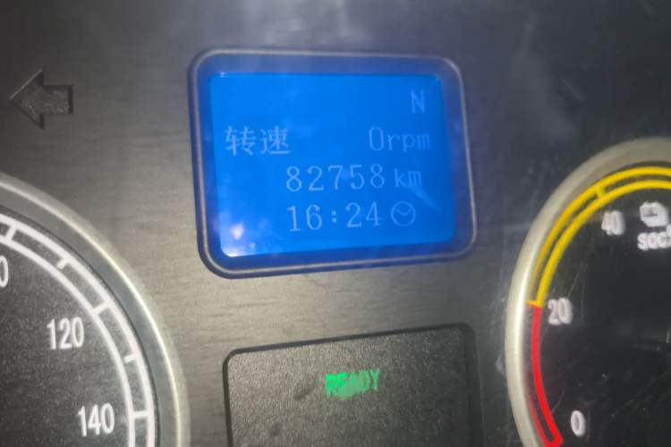 Used Dongfeng Xiaokang EC36 2021 Standard Model Guoxuan Hi-Tech Battery Odometer Close Up