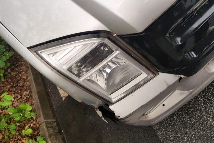 Used Dongfeng Xiaokang EC36 2021 Standard Model Guoxuan Hi-Tech Battery Right Front Headlight