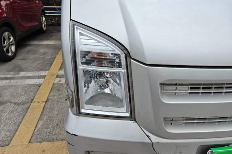 Used Dongfeng Xiaokang EC36 2021 Standard Model Ningde Times Battery Right Front Headlight