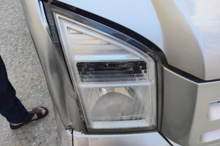 Used Dongfeng Xiaokang EC36 2021 Standard Model Guoxuan Hi-Tech Battery Right Front Headlight