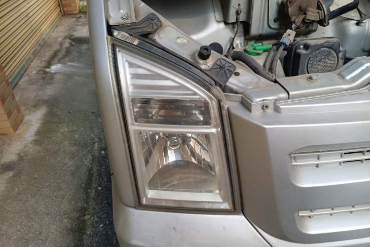 Used Dongfeng Xiaokang EC36 2021 Standard Model Ningde Times Battery Right Front Headlight
