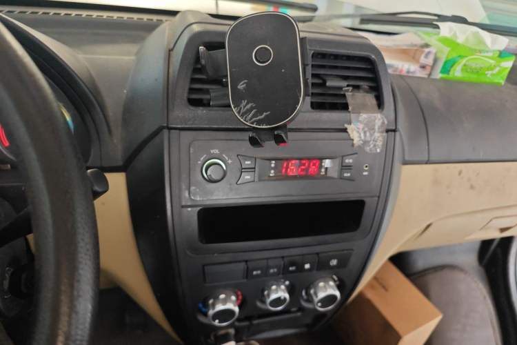 Used Dongfeng Xiaokang EC36 2021 Standard Model Ningde Times Battery Audio And AC Panel
