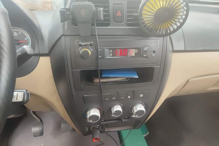 Used Dongfeng Xiaokang EC36 2021 Standard Model Guoxuan Hi-Tech Battery Audio And AC Panel