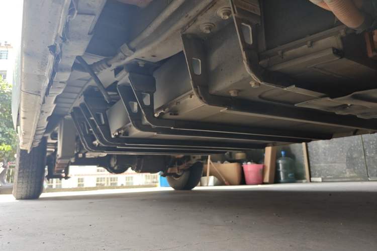 Used Dongfeng Xiaokang EC36 2021 Standard Model Guoxuan Hi-Tech Battery Chassis Front Right