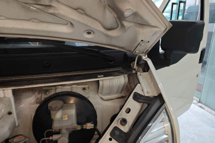 Used Dongfeng Xiaokang EC36 2021 Standard Model Ningde Times Battery Engine Bay Left