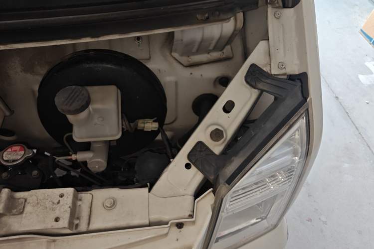 Used Dongfeng Xiaokang EC36 2021 Standard Model Guoxuan Hi-Tech Battery Engine Bay Left