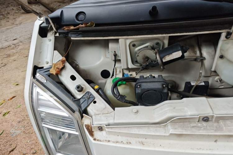 Used Dongfeng Xiaokang EC36 2021 Standard Model Ningde Times Battery Engine Bay Right