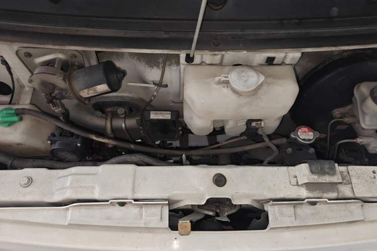 Used Dongfeng Xiaokang EC36 2021 Standard Model Guoxuan Hi-Tech Battery Engine Bay