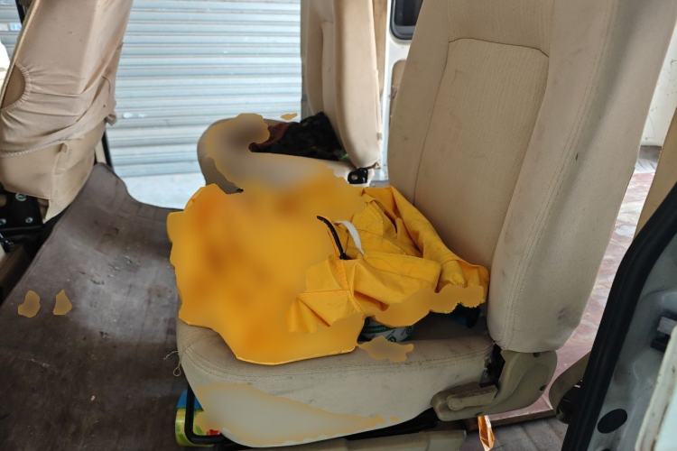 Used Dongfeng Xiaokang EC36 2021 Standard Model Ningde Times Battery Left Rear Seat