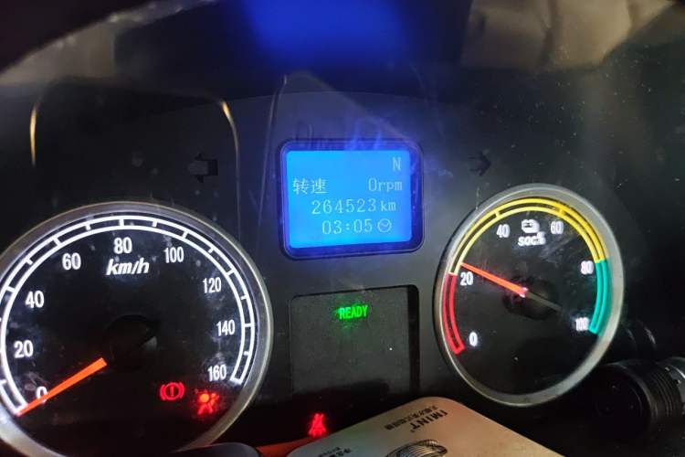 Used Dongfeng Xiaokang EC36 2021 Standard Model Ningde Times Battery Odometer Close Up