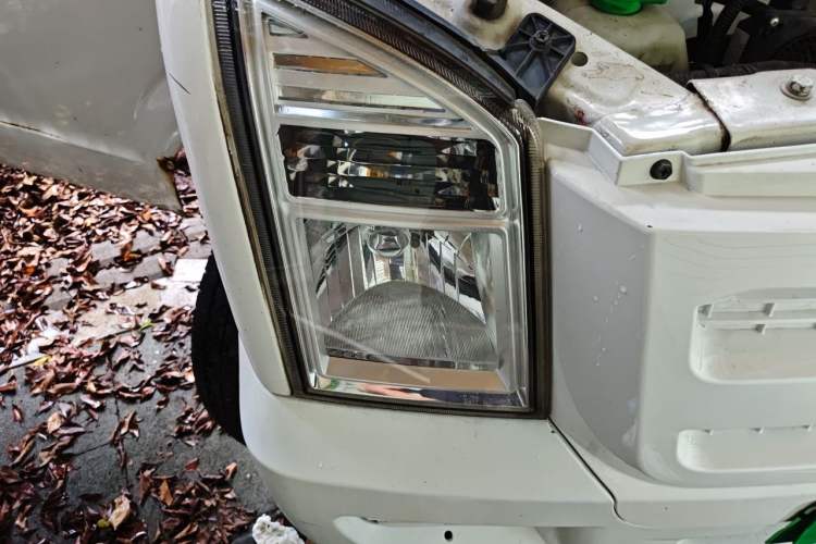 Used Dongfeng Xiaokang EC36 2021 Standard Model Ningde Times Battery Right Front Headlight