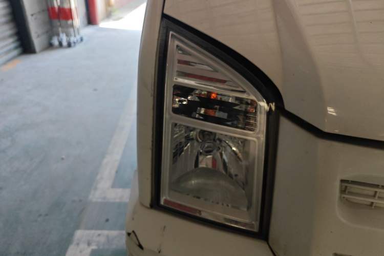 Used Dongfeng Xiaokang EC36 2021 Standard Model Ningde Times Battery Right Front Headlight